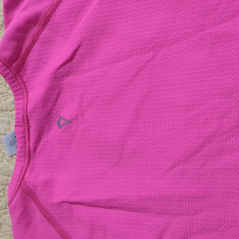Ivivva active tops - Picture 7 of 7